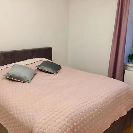 Elegance Apartment *