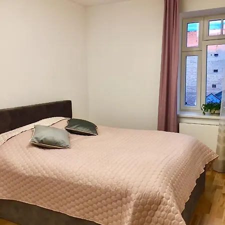 Elegance Apartment